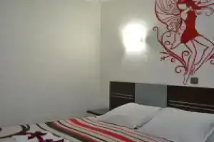 Hostal «Adriano», Мадрид