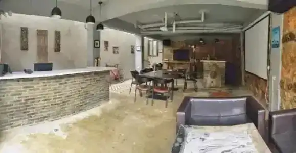 Adonis Inn - 10