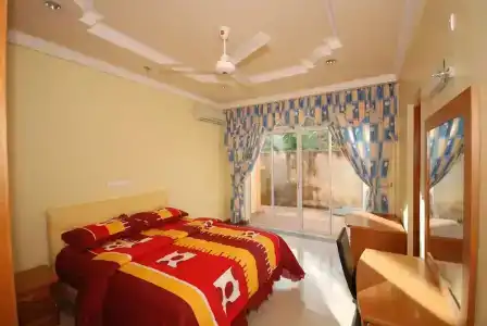 Crystal Retreat - 1
