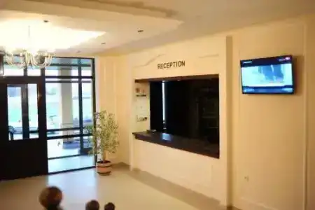 Бона - 1