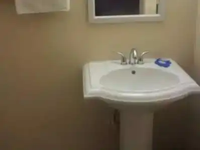 Delta Inn - 7