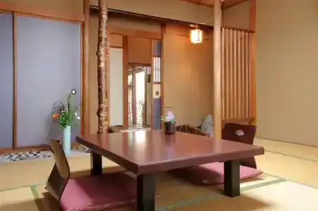 Kappo Ryokan Shiroyama - 3