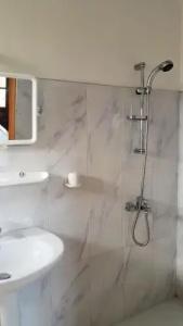 Sweden Inn Guesthouse - 5