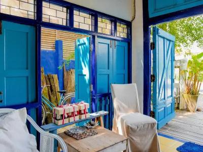 Pran Havana Boutique - 2