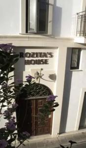 Rozita's Studios - 0
