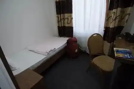 Sakura Inn - 2