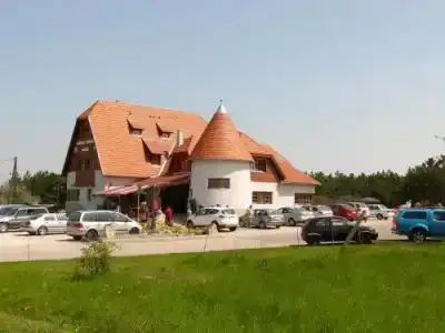 Kádárta Vendéglő Panzió - 3