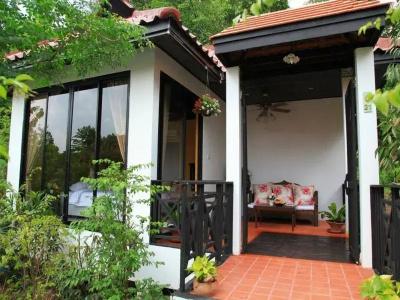 Ruen Pruksa Boutique - 7
