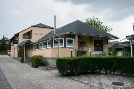 Lila Akác Panzió Esztergom - 9