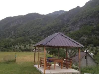 Bujtina Leke Gerla - 8