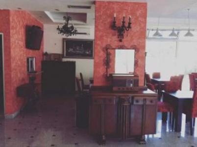 West Gate Guesthouse - 5