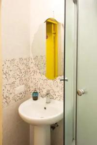 Riverside Hostel & Tours - 7