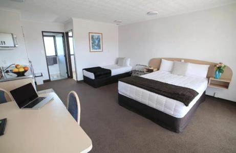 Palm City Motor Inn - 102