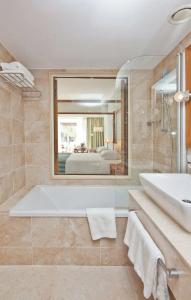 Olympic Lagoon Resort Paphos - 132