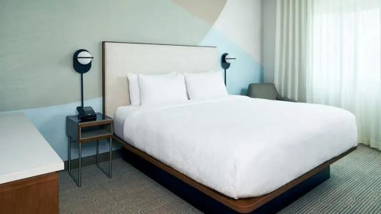 Courtyard by Marriott Downtown - 52