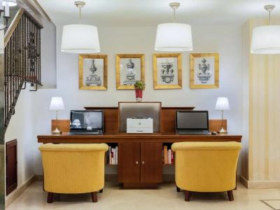 H10 Corregidor Boutique - 44