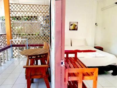 Deng's kamala beach Guesthouse - 33