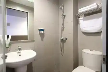 Lion Peak Bugis - Staycation Approved - 35