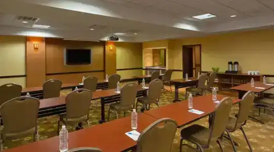 Hyatt Place Dallas Park Central - 28