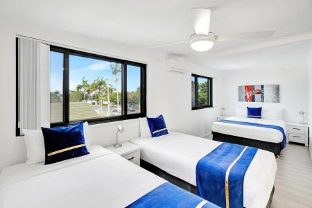 Montego Mermaid Beach - 2