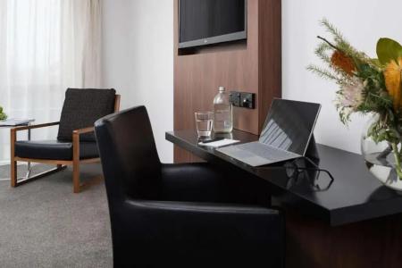 Rydges Latimer - 126