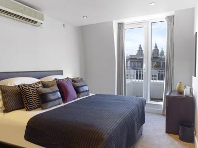 Cheval Harrington Court at South Kensington - 4
