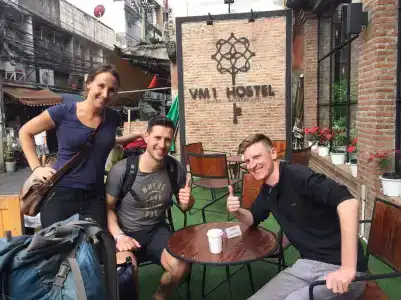 Oyo 75332 Vm1 Hostel - 24