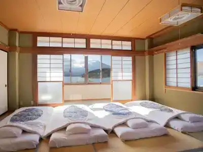 OYO Ryokan Lakeside Inn Fujinami Yamanakako - 3