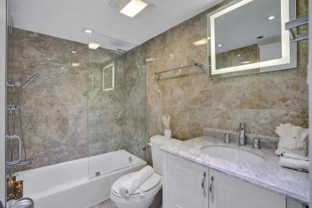The Alexander All Suites - 524