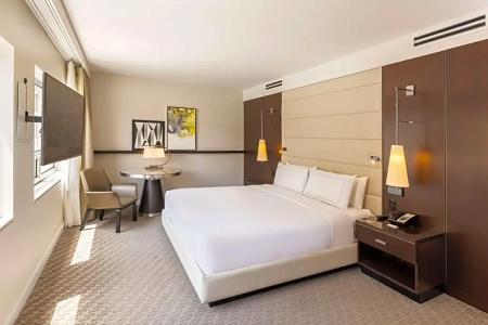 The Statler Dallas, Curio Collection By Hilton - 83