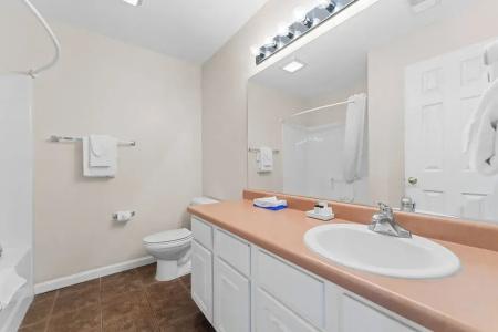 Grand Crowne by Capital Vacations - 38