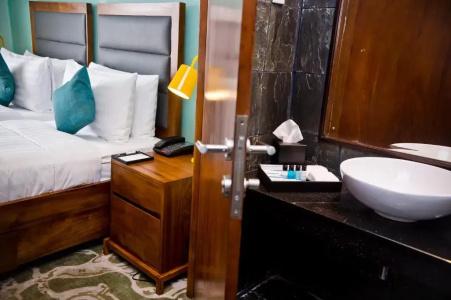 Ocean Edge Suites & Colombo - 71