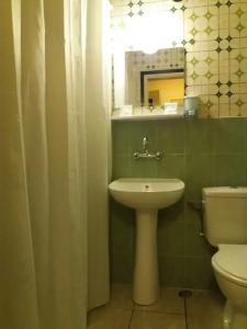 The English Guest House - 31