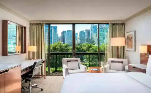 The Westin Bayshore, - 4