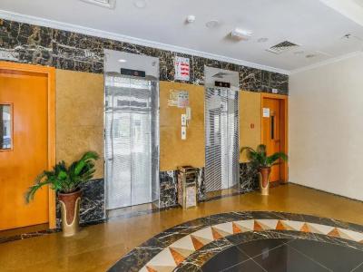 OYO 132 Ruwi Apartments, Sharjah - 6