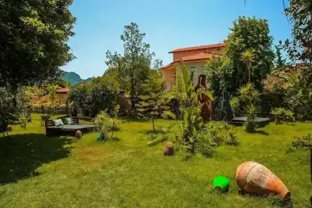 Murat Pasha Mansion - 43