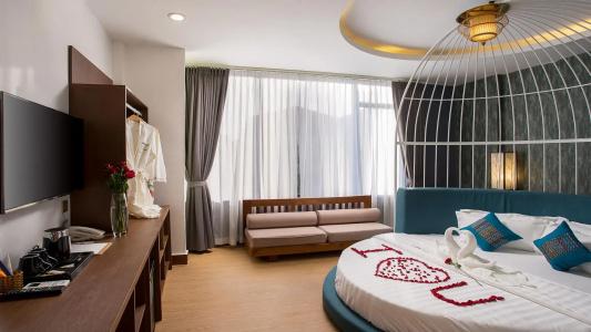 Vmansion Boutique - 28