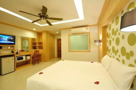 Green Harbor & Service Apartment - 57