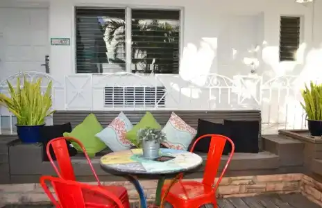 Beachside All Suites - 17