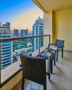 Ramada and Suites by Wyndham Dubai JBR - 90