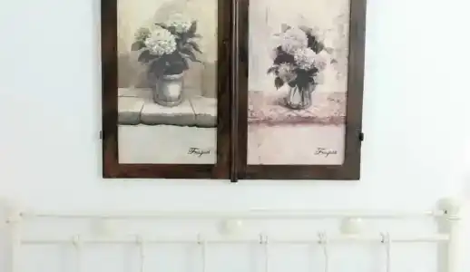 Fragias Studios & - 196