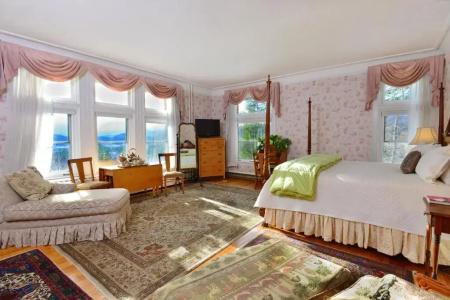 Wilburton Inn - 113