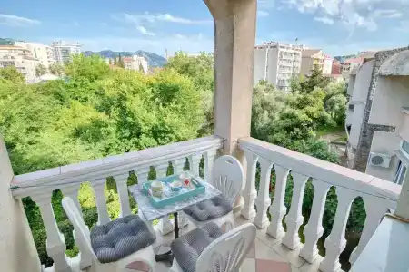 Elena - 201