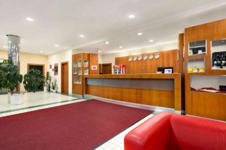 Ramada Airport Prague - 1