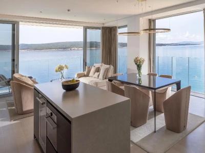 Luxury Amabilis - 125