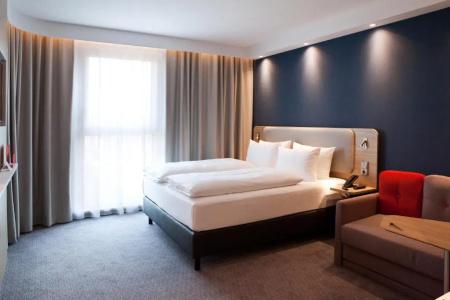 Holiday Inn Express -, An Ihg - 32