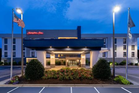 Hampton Inn West - 24