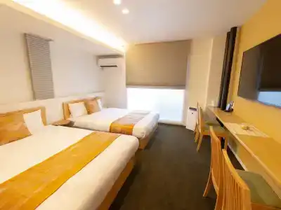 Grand Base Hiroshima Ekimae - 16