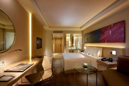 Doubletree By Hilton - 3