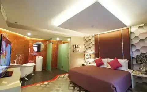 Maison Boutique - 41
